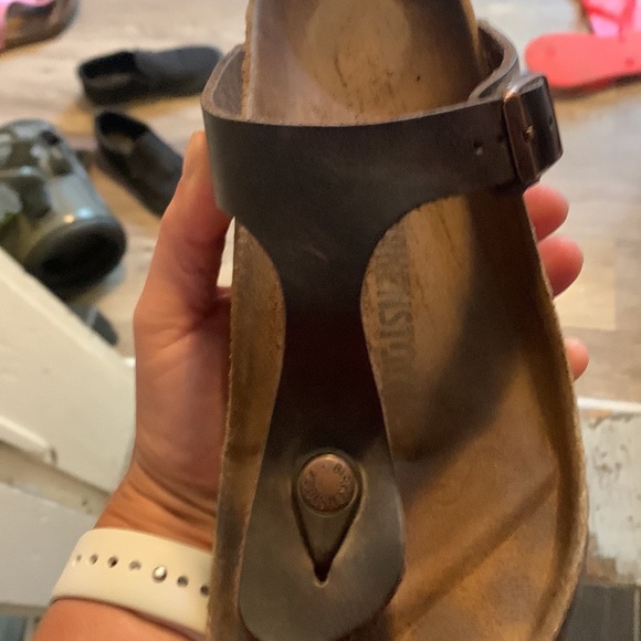 Giseh Birkenstocks Size 39/8-8.5 - Picture 4 of 6